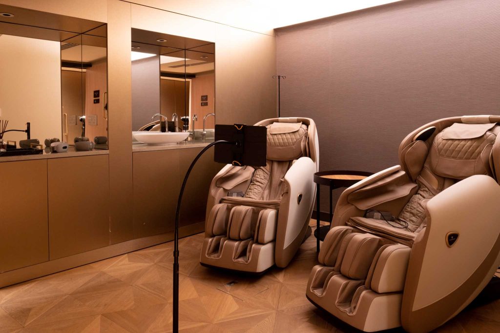 A procedure room inside of a luxury cosmetic aesthetic clinic. Gloucestershire commercial property photography.